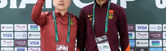 九游娱乐平台-体坛联播｜U23国足今晚冲击亚洲杯四强，曼城签下格伊|里尔|乌斯曼·登贝莱|中国队|中国男足|U23亚洲杯_新浪体育_新浪新闻