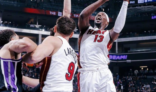 九游娱乐官方网站-阿德巴约25+7+5鲍威尔22分，威少三分失准6中1，热火复仇国王