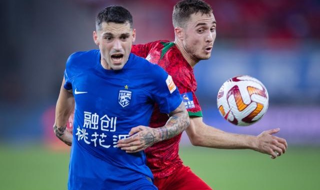 九游娱乐官网-树倒猢狲散？罗马尼亚人士：斯坦丘正考虑重回欧洲！