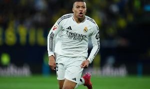 队报：姆巴佩若想竞争金球，仍要面对多项个人和集体荣誉的挑战